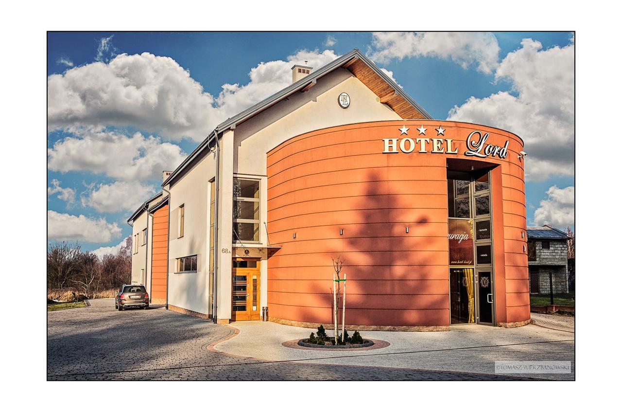 Hotel Lord Krosno Exterior foto